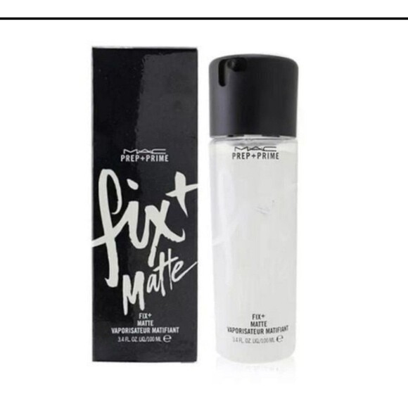Mac Cosmetics Fix + Matte Setting Spray - Picture 2 of 6